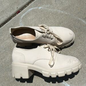 Shoedazzle Sofia cream white heeled oxfords